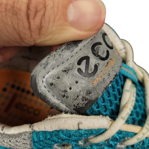 Ecco Biom Train Women’s Sz 9 EU 40 Natural Motion Training Shoes White Gray Teal - Picture 10 of 16